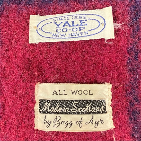 Vintage Begg Of Ayr 100% Wool Scarf Red Green Blue Plaid Fringe Made In Scotland - Picture 6 of 10